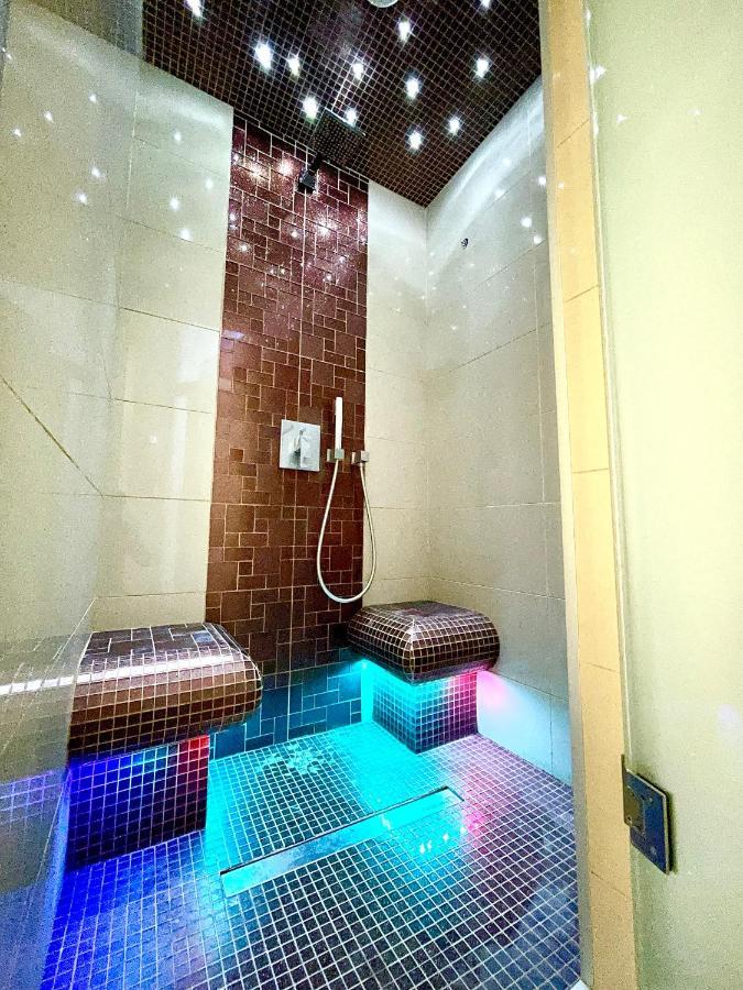 Pearl Lux Residency - Finn Sauna & Steam Room ブダペスト エクステリア 写真